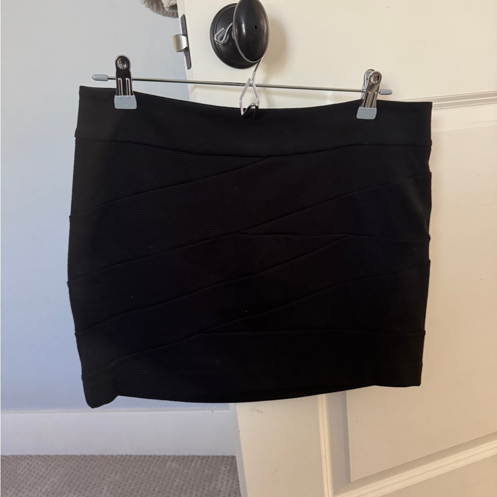 Like new mini Black Skirt
